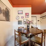 10 Minutes From The Poetto Beach, Modern With Design And Comfort Cagliari