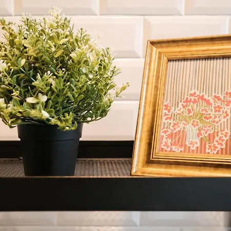 アパート 10 Minutes From The Poetto Beach, Modern With Design And Comfort カリアリ