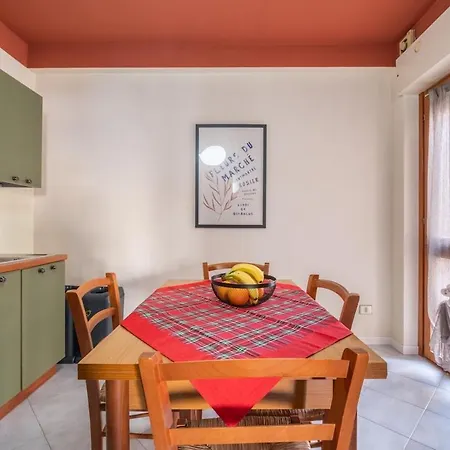 10 Minutes From The Poetto Beach, Modern With Design And Comfort Lejlighed